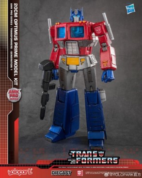 Yolopark AMK Pro Series Optimus Prime Model Kit