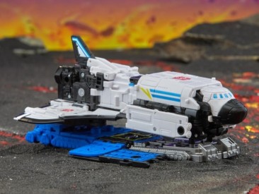 Transformers Legacy United Leader Galaxy Shuttle