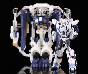 Mastermind Creations Reformatted R11 Seraphicus Prominon Core figure & Cradle Full Combo Set