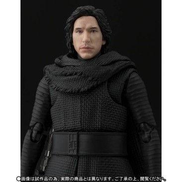 S.H. Figuarts Star Wars The Force Awakens Kylo Ren (Unmasked)