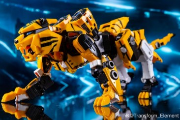 Transform Element YS-01 Wasp (Hornet) Tiger